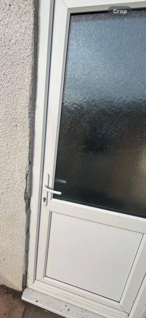 Badly done door intsallation