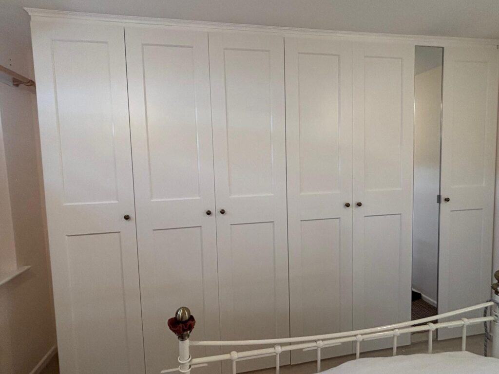 {acf_additional_images_picture_alt_text}